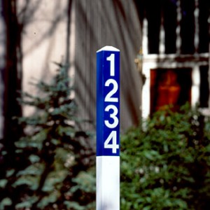 4 Digit Reflective Address Guidepost